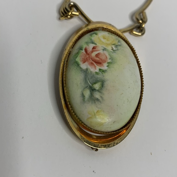 Vintage Necklace | Gold Linked Necklace With Oval Flower Print Charm | Feminine - Picture 2 of 7